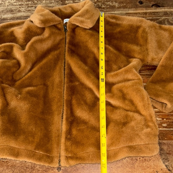 Brown O’Neill fuzzy jacket size xs - Picture 4 of 6